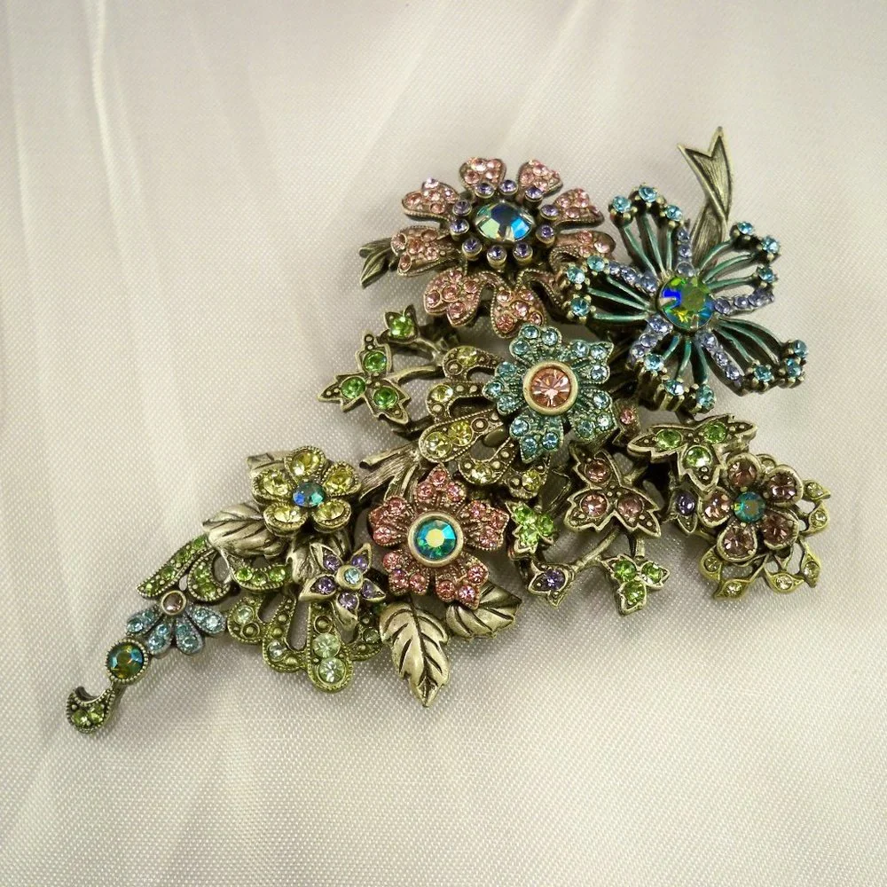 New Sweet Romanes Bouquet Rhinestones Flowers Brooch